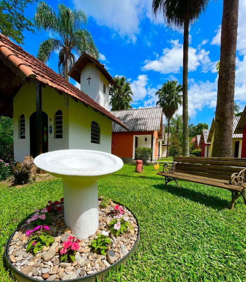 Hotel Bertell Penedo  Exterior photo